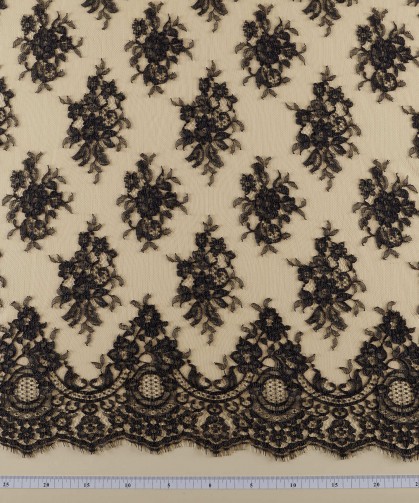 Marie-antoinette 130 cm | Lace & embroidery • Sophie Hallette