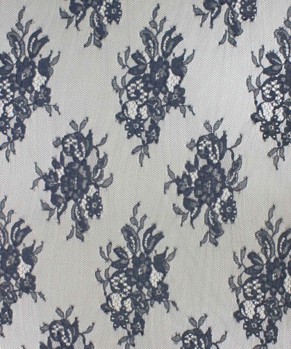 Marie-antoinette 130 cm | Lace & embroidery • Sophie Hallette